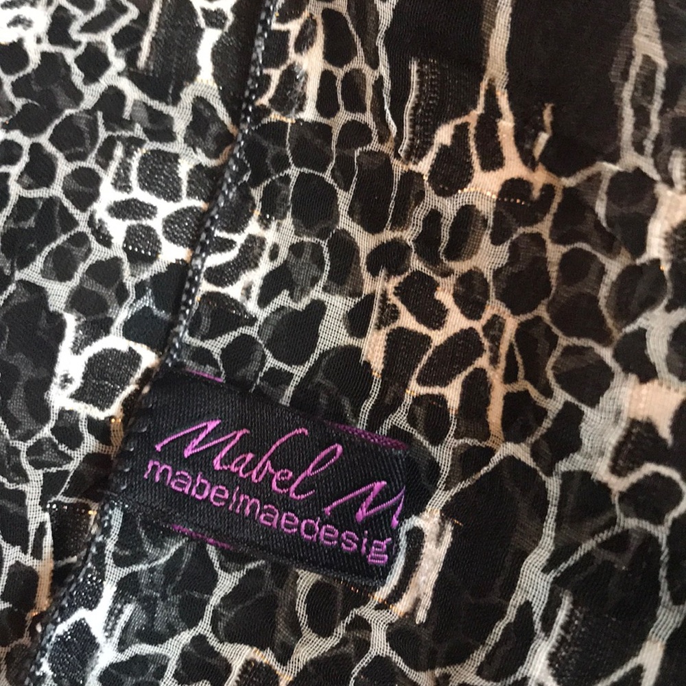 Sheer scarf - Picture 8 of 10